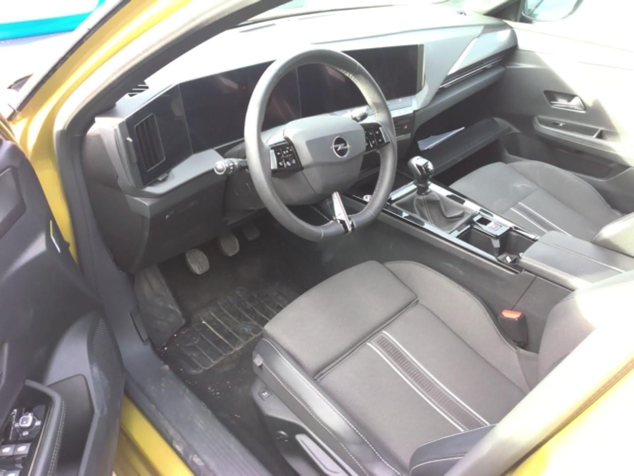 Foto Opel Astra 12