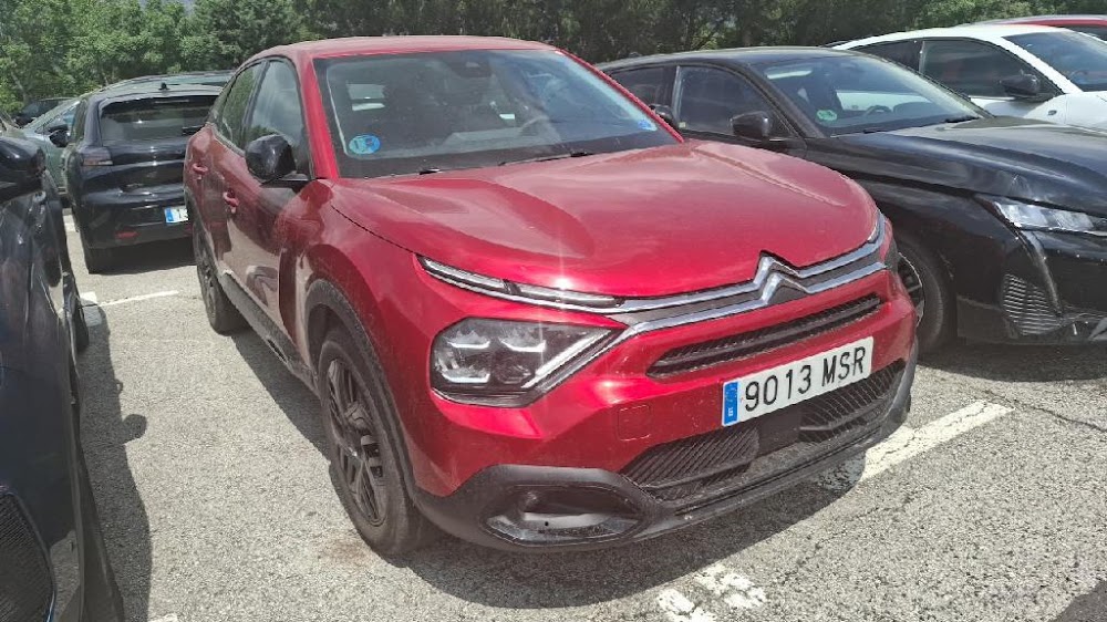 Foto Citroën C4 X 6