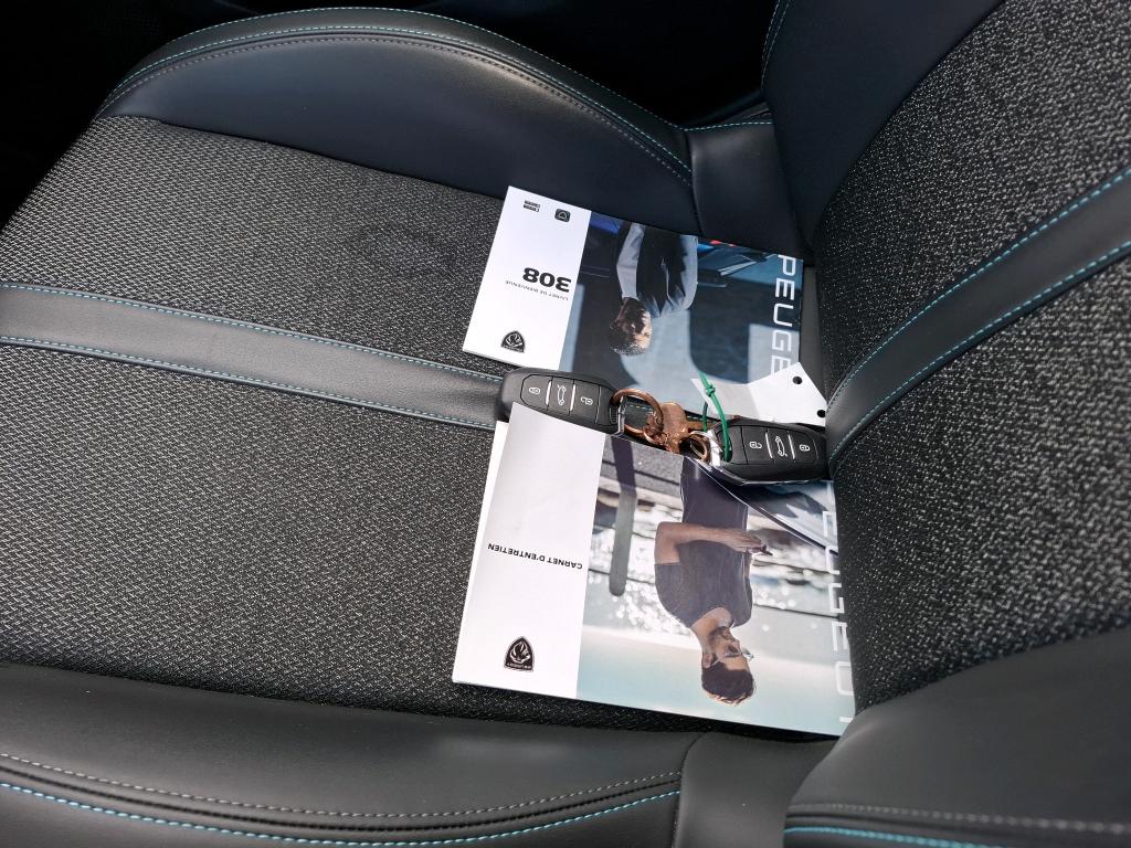 Peugeot 308 BlueHDi 130ch S&S EAT8 Allure Pack 2022