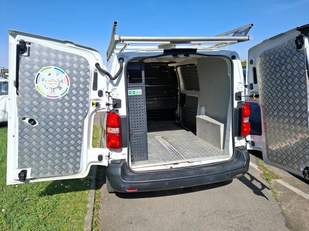 Peugeot EXPERT FGN TOLE STANDARD BLUEHDI 115 S&S BVM6 PREMIUM PACK 2019