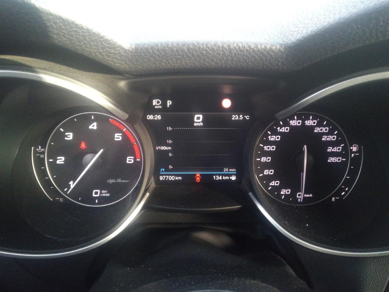 Foto Alfa Romeo Stelvio 5