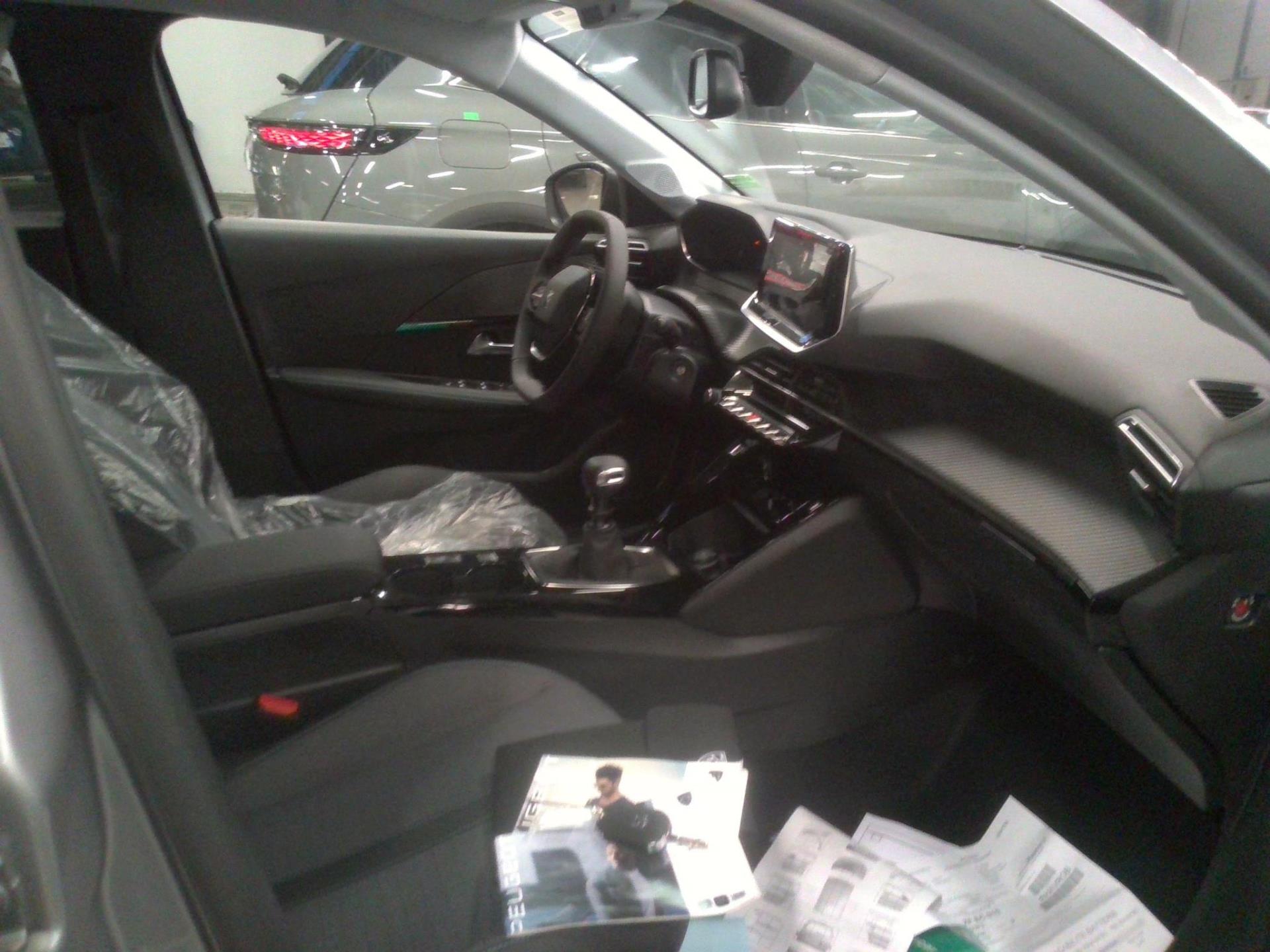 Peugeot 208 PureTech 100 S&S BVM6 Allure 2023