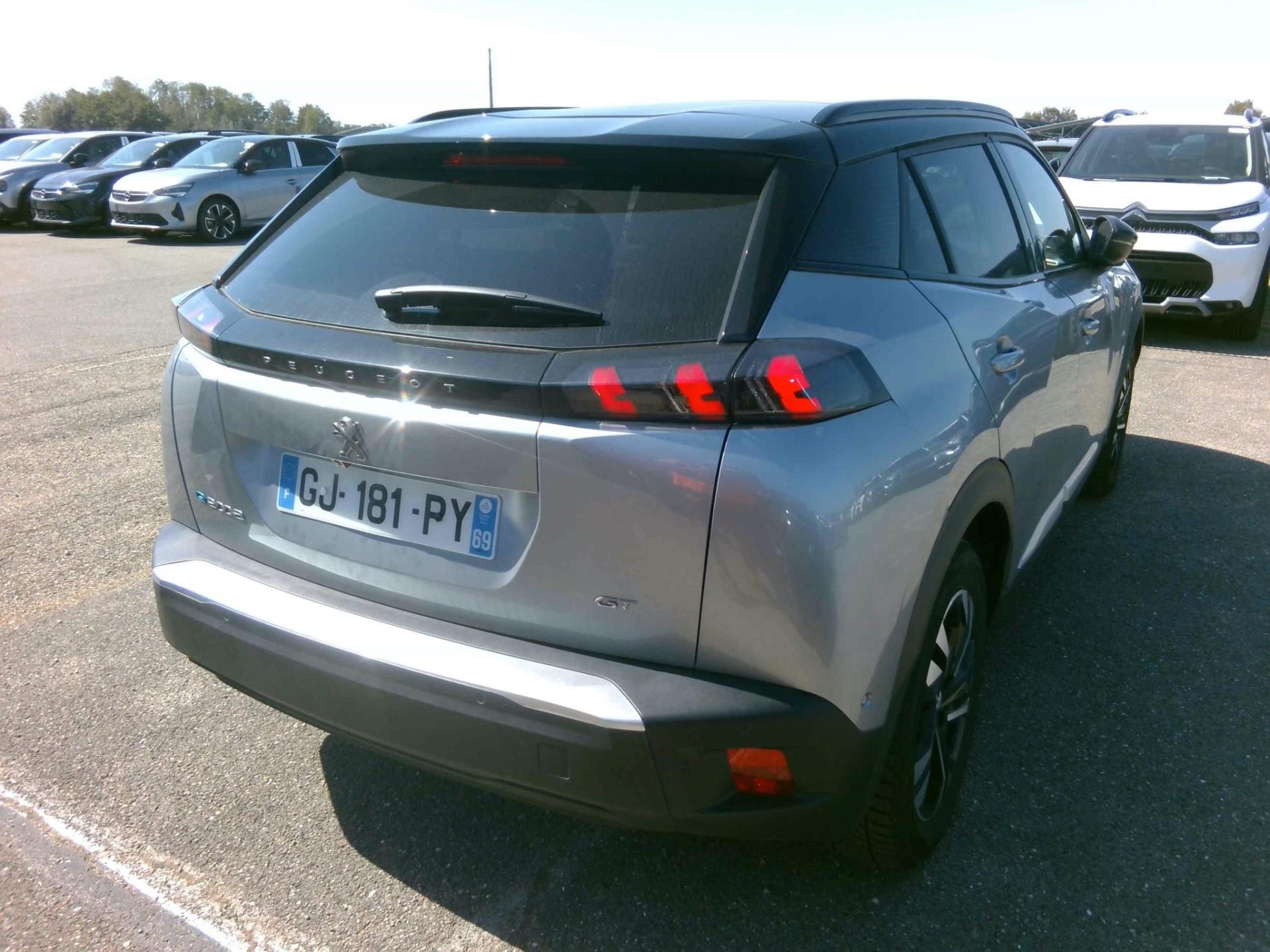 Peugeot 2008 Electrique 136 ch GT 2022