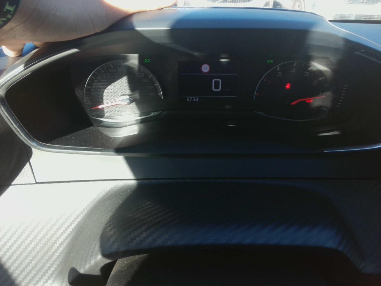 Foto Peugeot 208 5