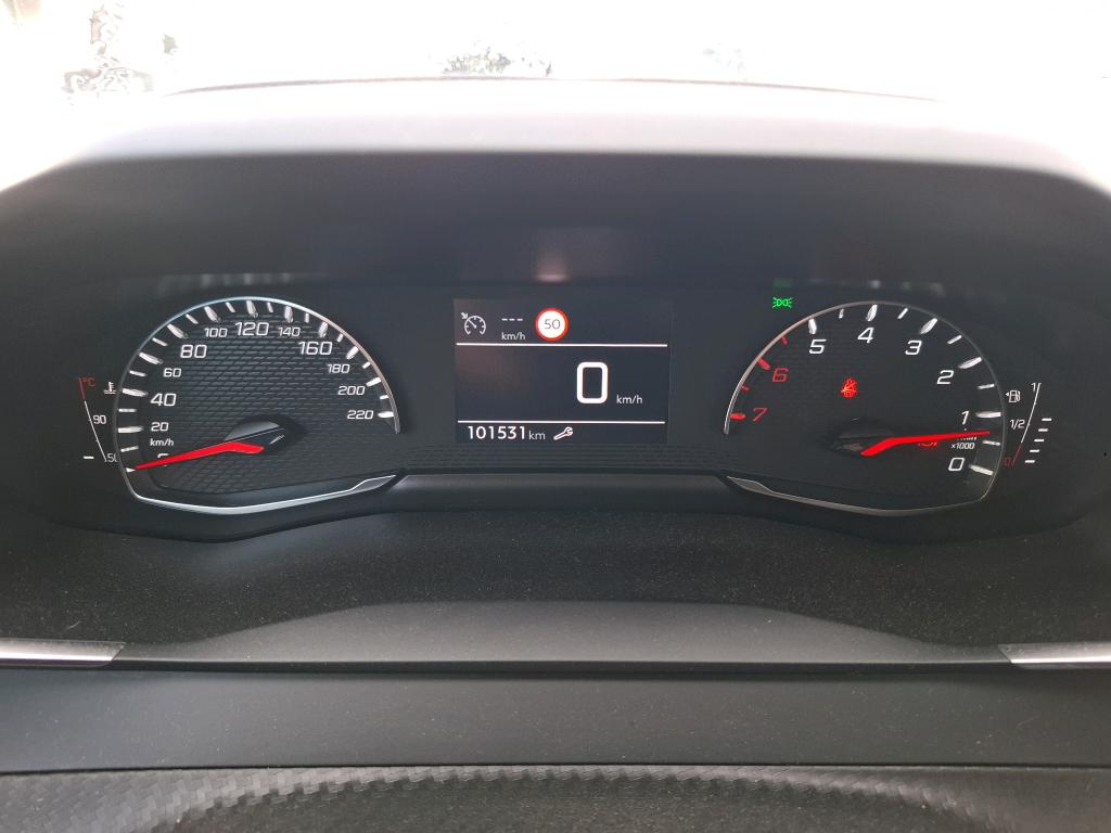 Peugeot 2008 PureTech 130 S&S BVM6 Active Pack 2022