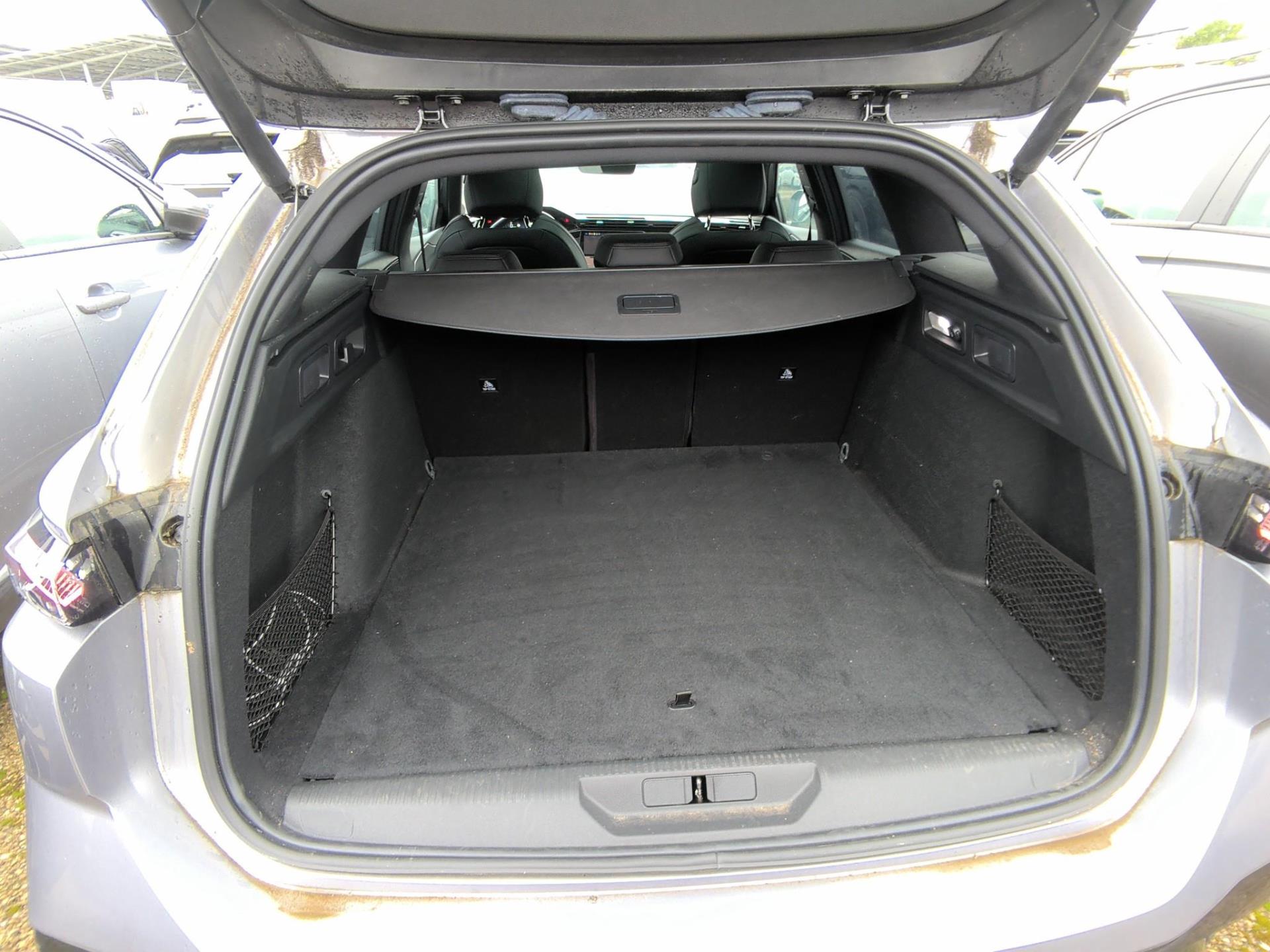 Peugeot 308 SW PHEV 225 e-EAT8 GT 2023