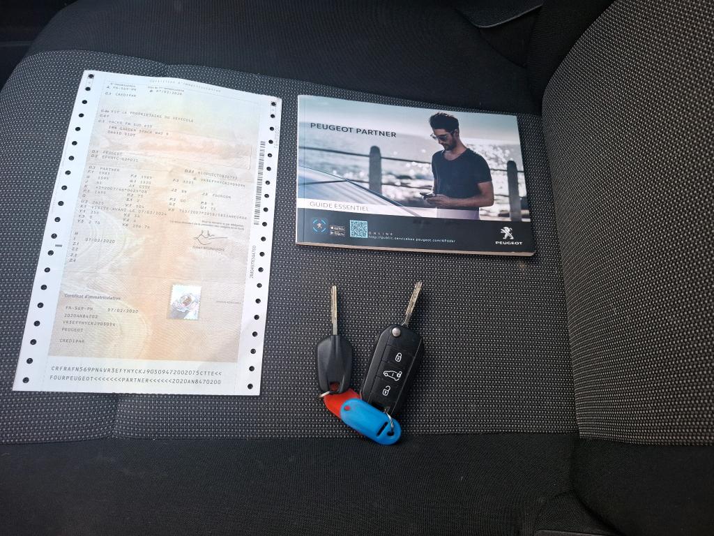 Peugeot PARTNER FOURGON STANDARD 650 KG BLUEHDI 100 S&S BVM5 PREMIUM 2020
