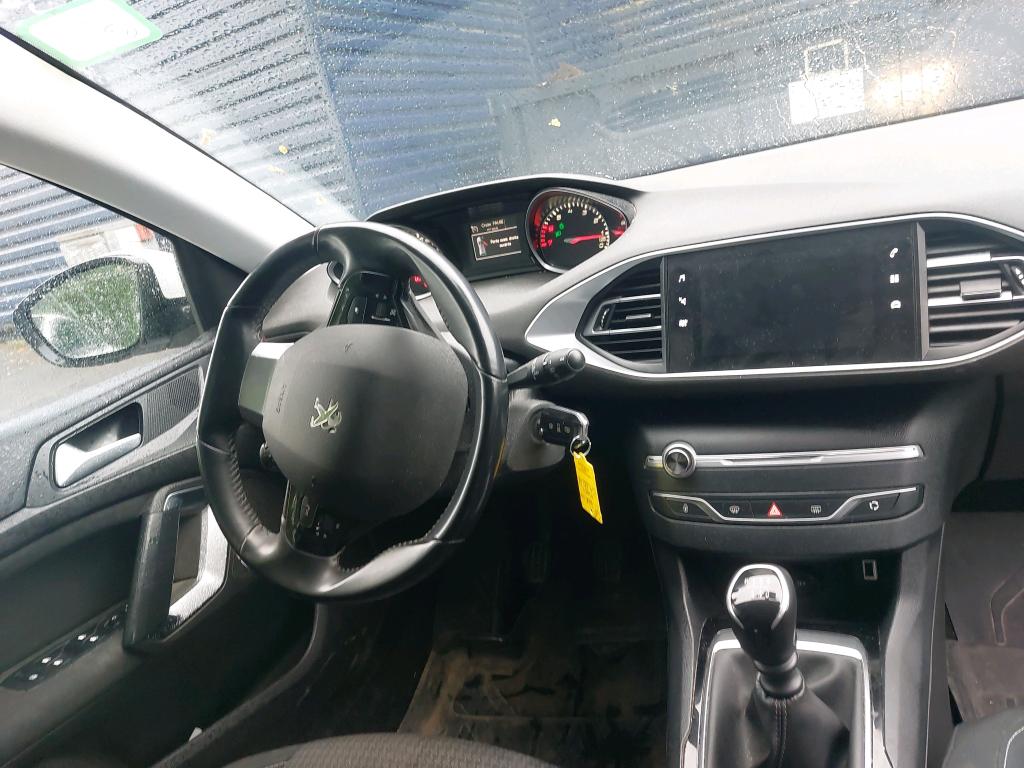Peugeot 308 SW PureTech 110ch S&S BVM6 Active Pack 2021