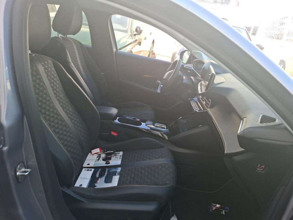 Peugeot 208 Electrique 50 kWh 136ch Roadtrip 2022