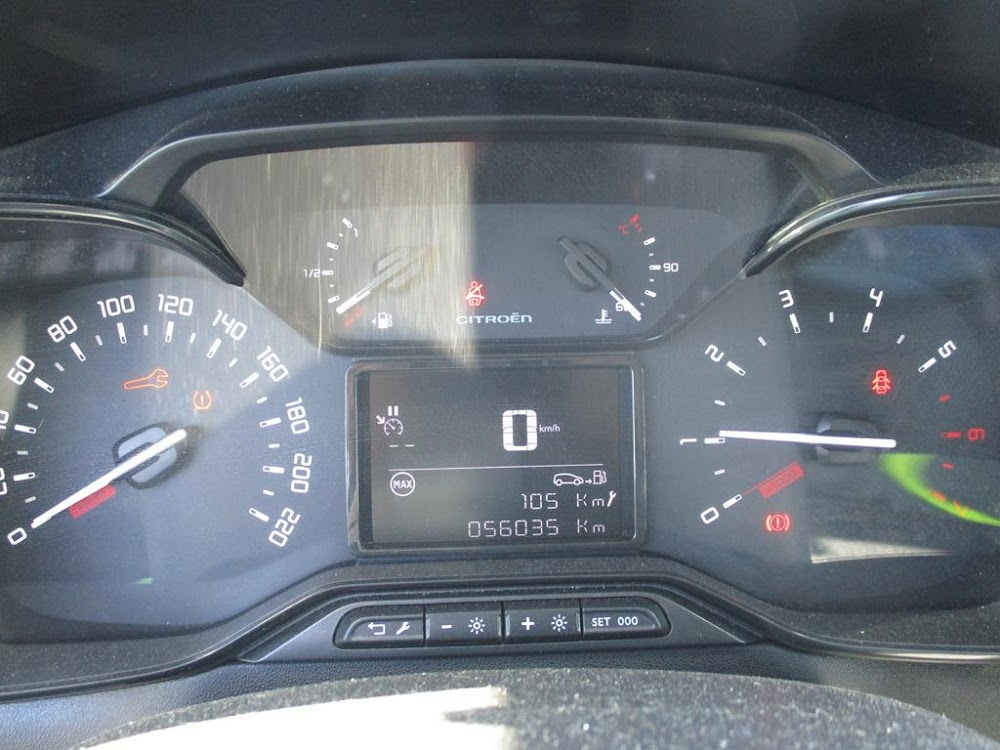 Foto Citroën C3 Aircross 3