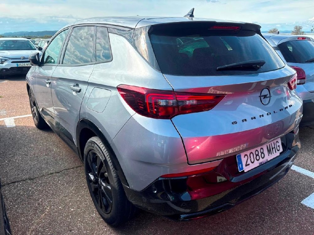 Foto Opel Grandland PHEV 5