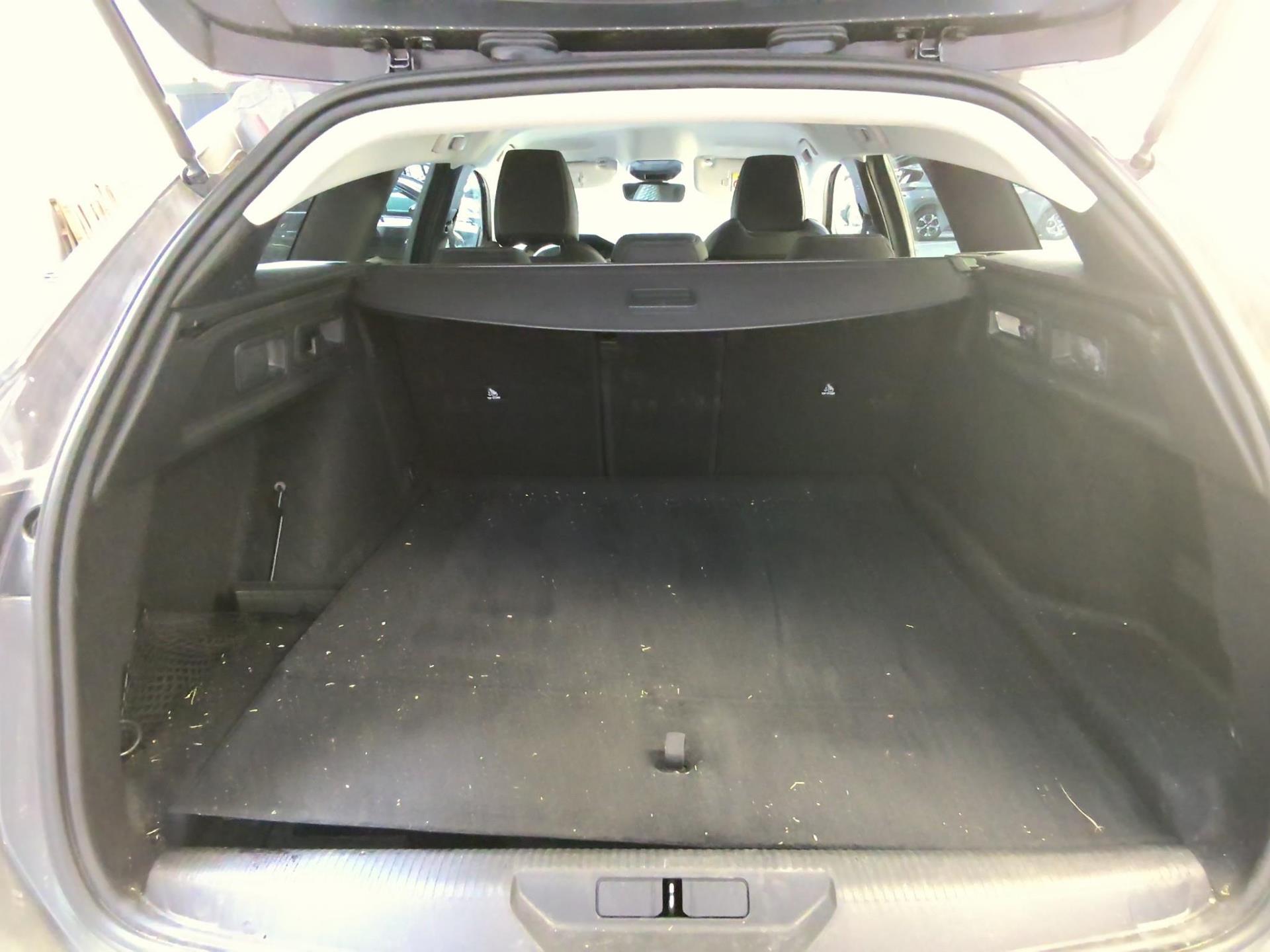 Peugeot 308 SW Hybrid 145 e-DCS6 Allure 2026