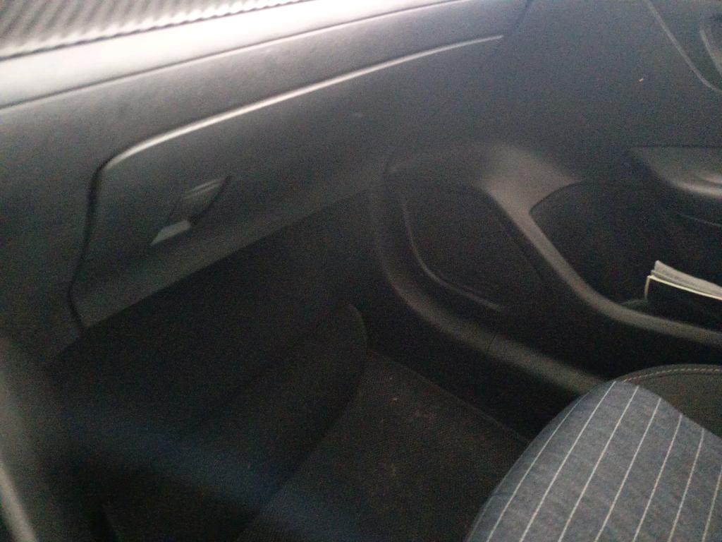 Peugeot 208 BLUEHDI 100 S&S BVM6 PREMIUM PACK 2021