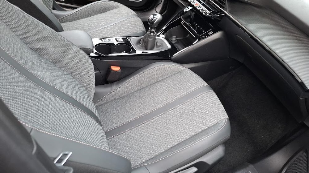 Foto Peugeot 2008 13
