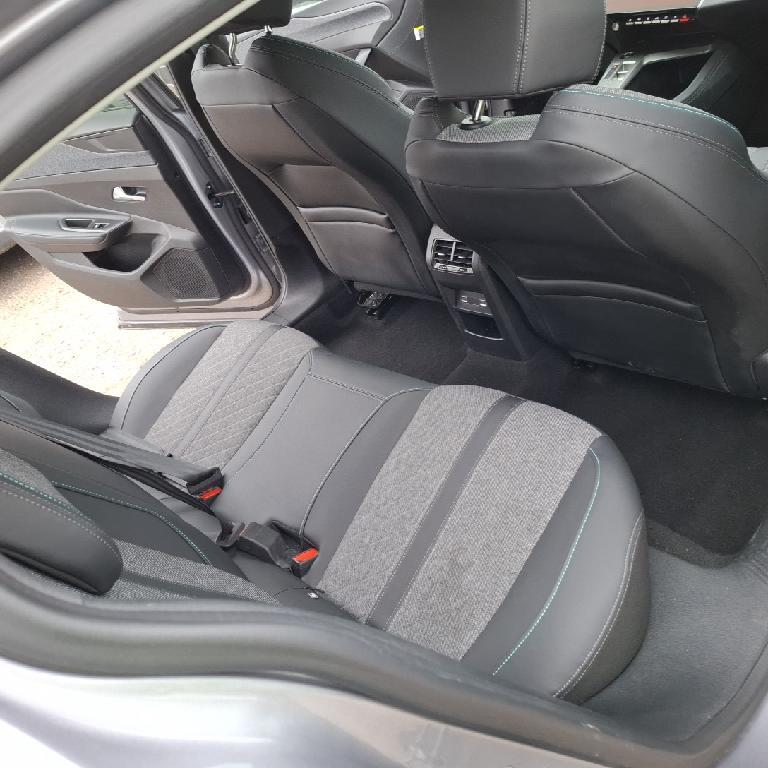 Foto Peugeot 408 11