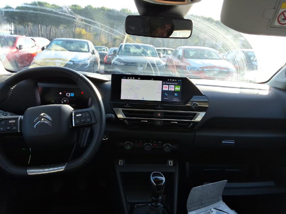 Foto Citroën C4 X 9