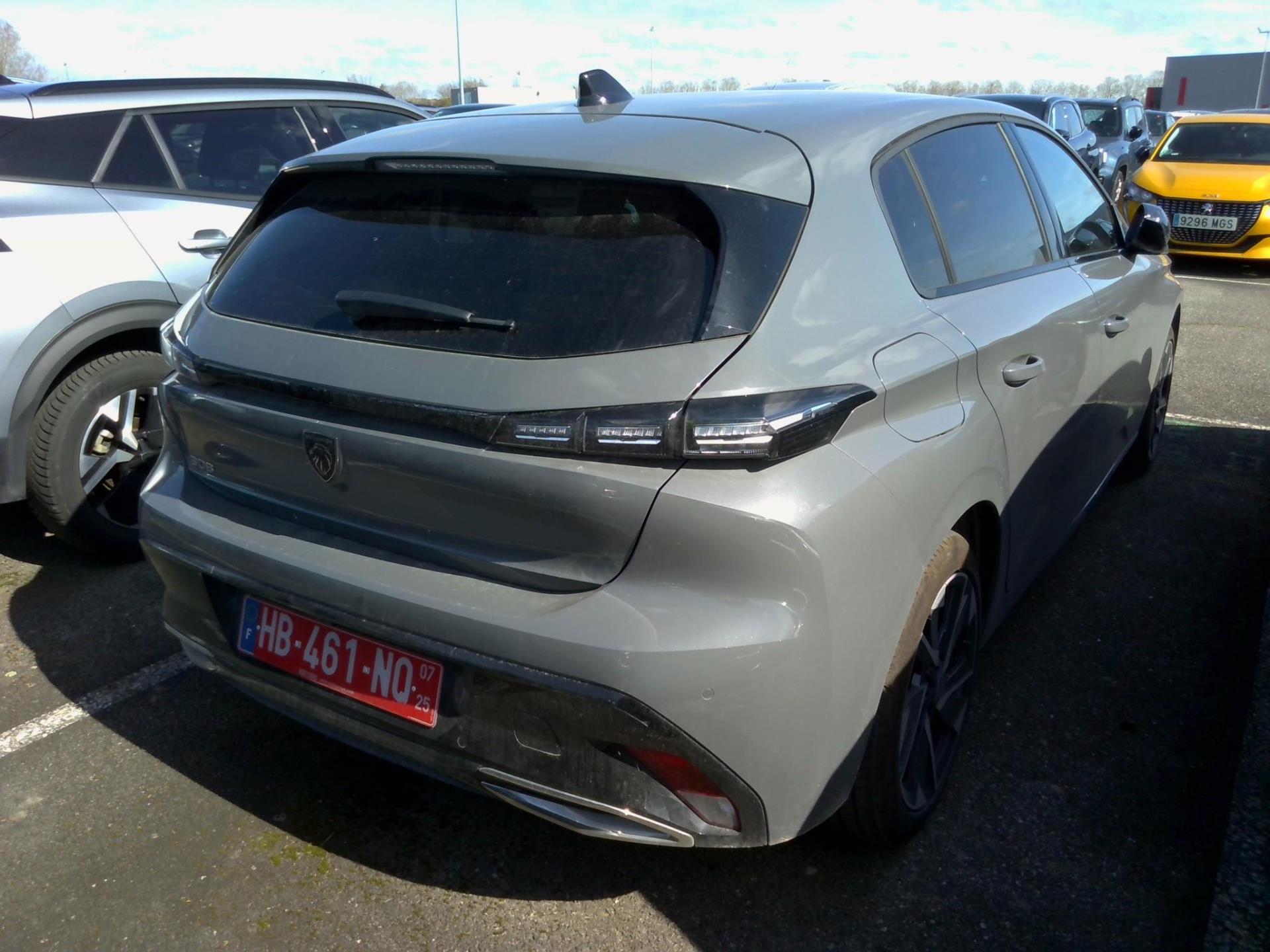 Peugeot 308 Hybrid 136 e-DCS6 Allure 2025