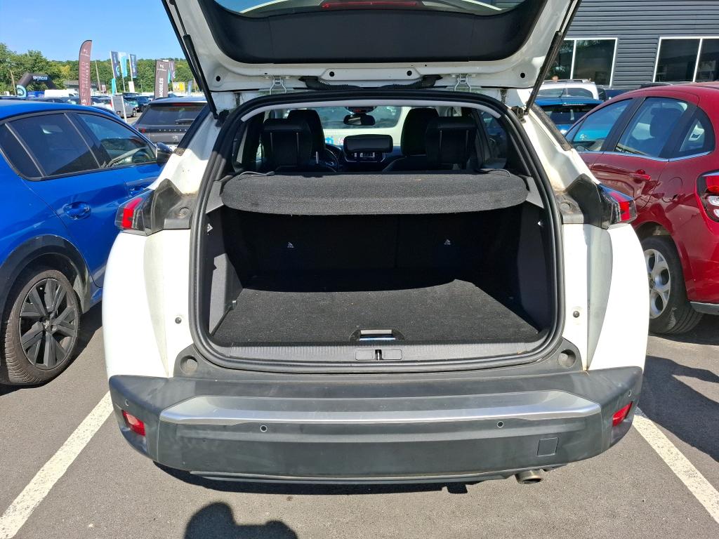 Peugeot 2008 BlueHDi 130 S&S EAT8 Allure 2021