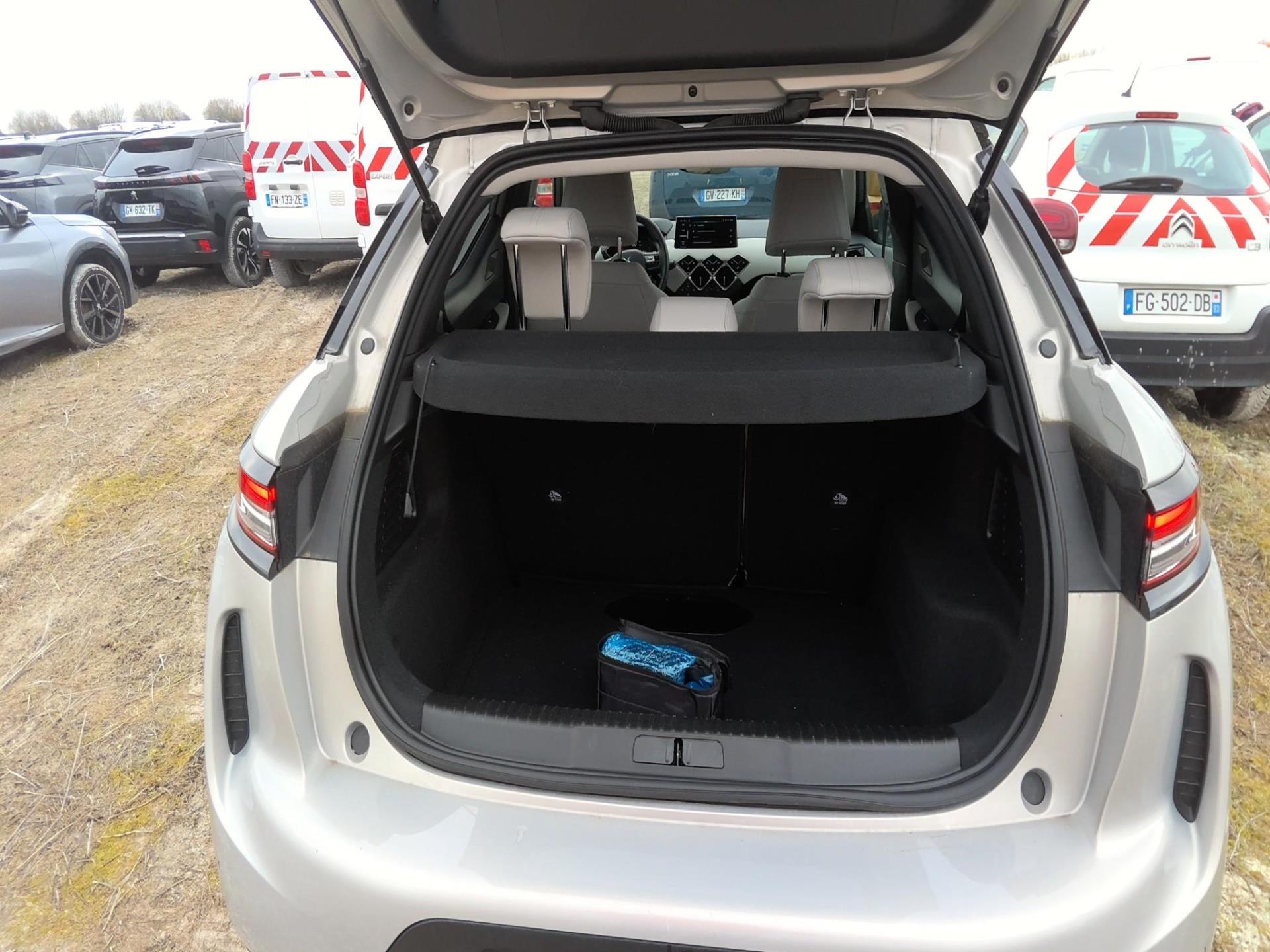 DS DS 3 PureTech 130 EAT8 Esprit de Voyage 2024