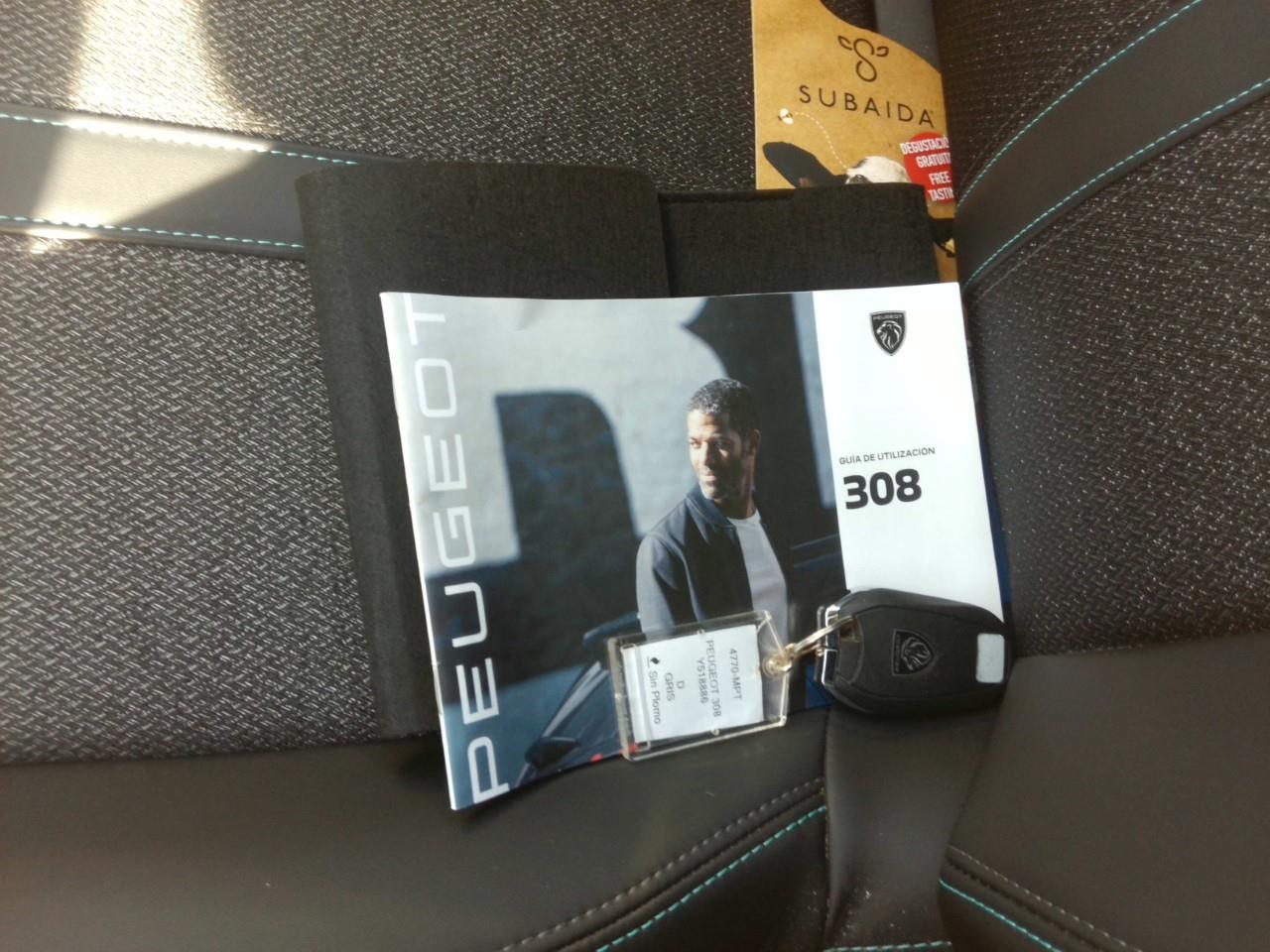 Foto Peugeot 308 8