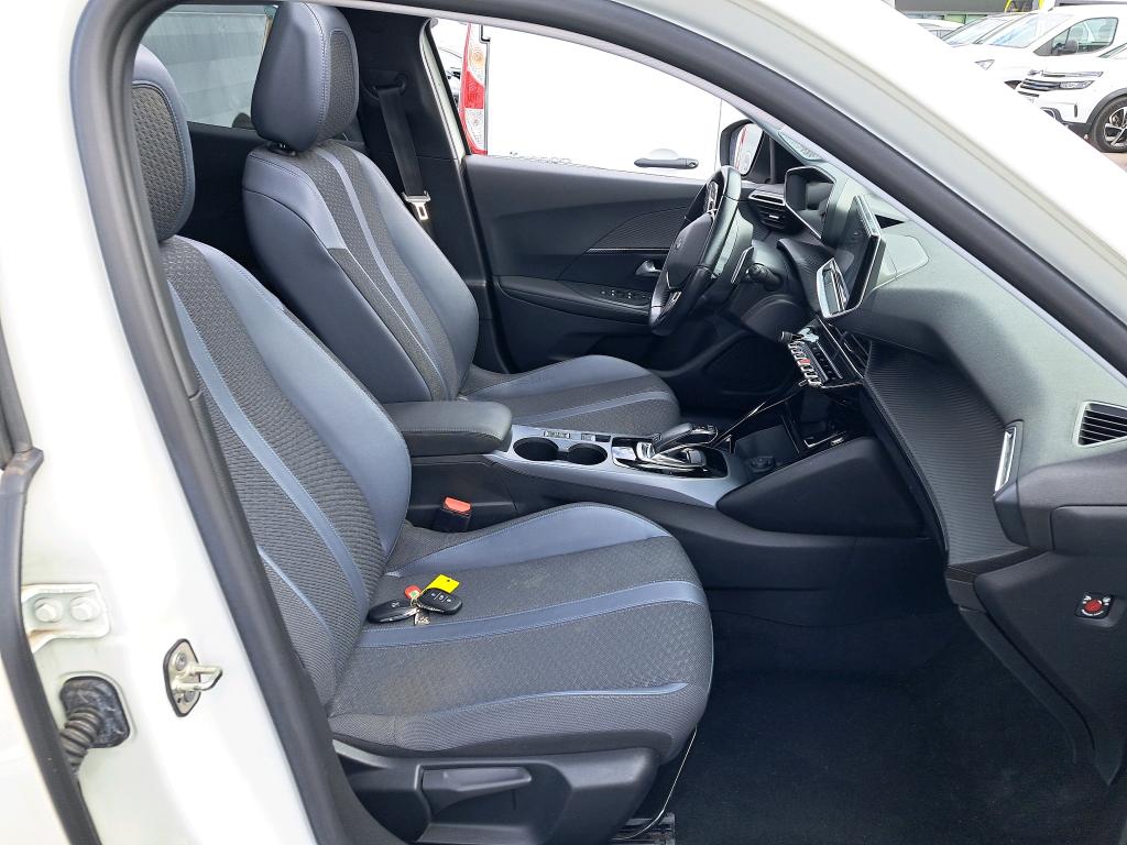 Peugeot 2008 PureTech 130 S&S EAT8 Allure Business 2020