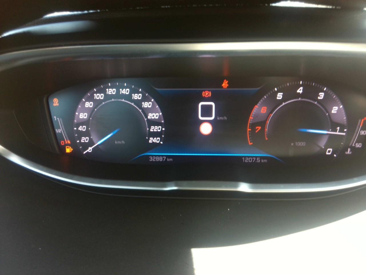 Foto Peugeot 5008 9