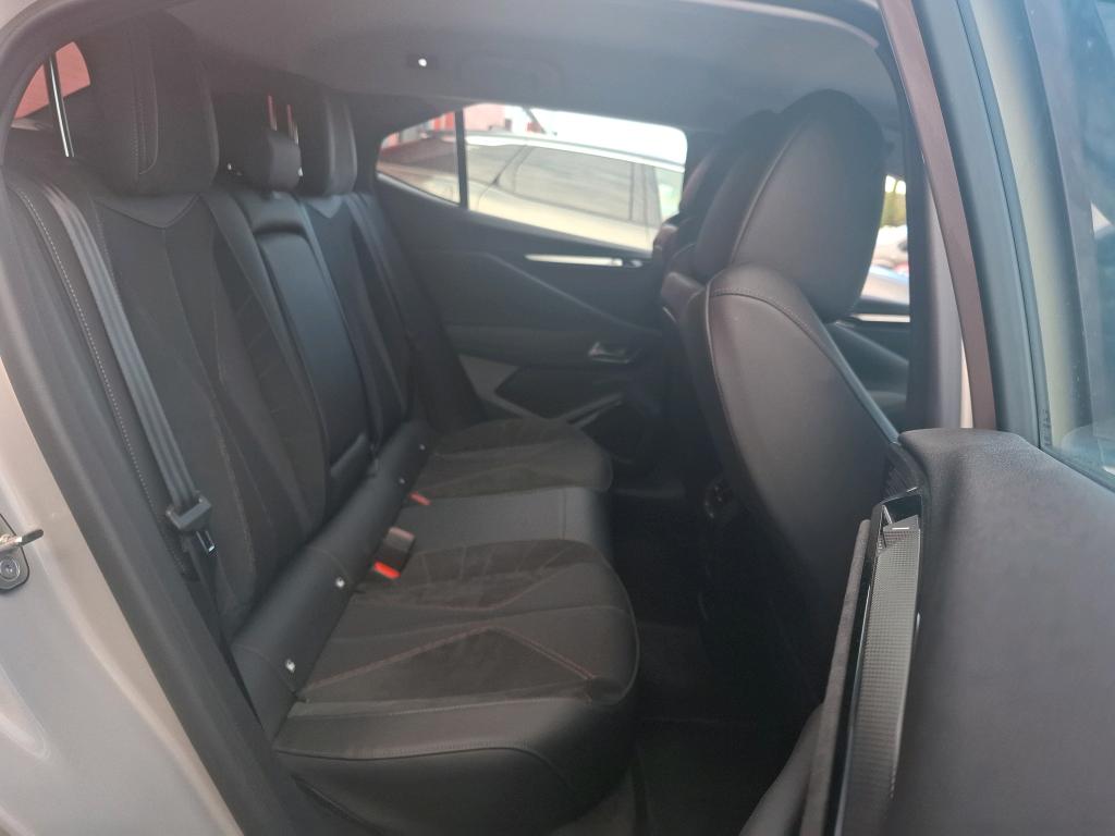 DS DS 4 BlueHDi 130 EAT8 Performance Line 2022