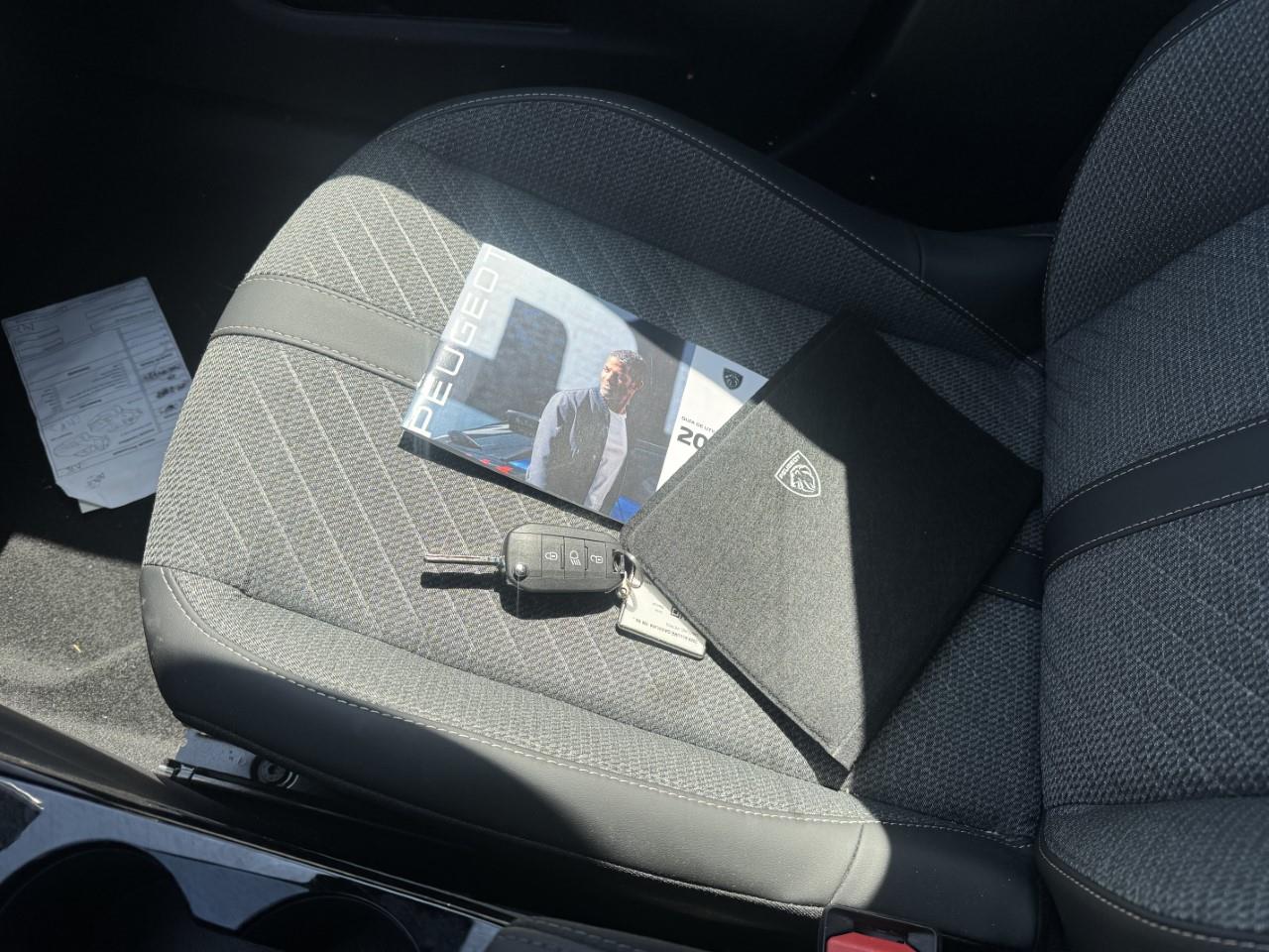 Foto Peugeot 2008 19
