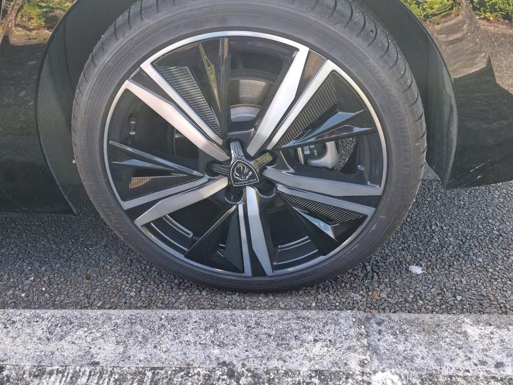 Peugeot 308 PHEV 225 e-EAT8 GT Pack 2022
