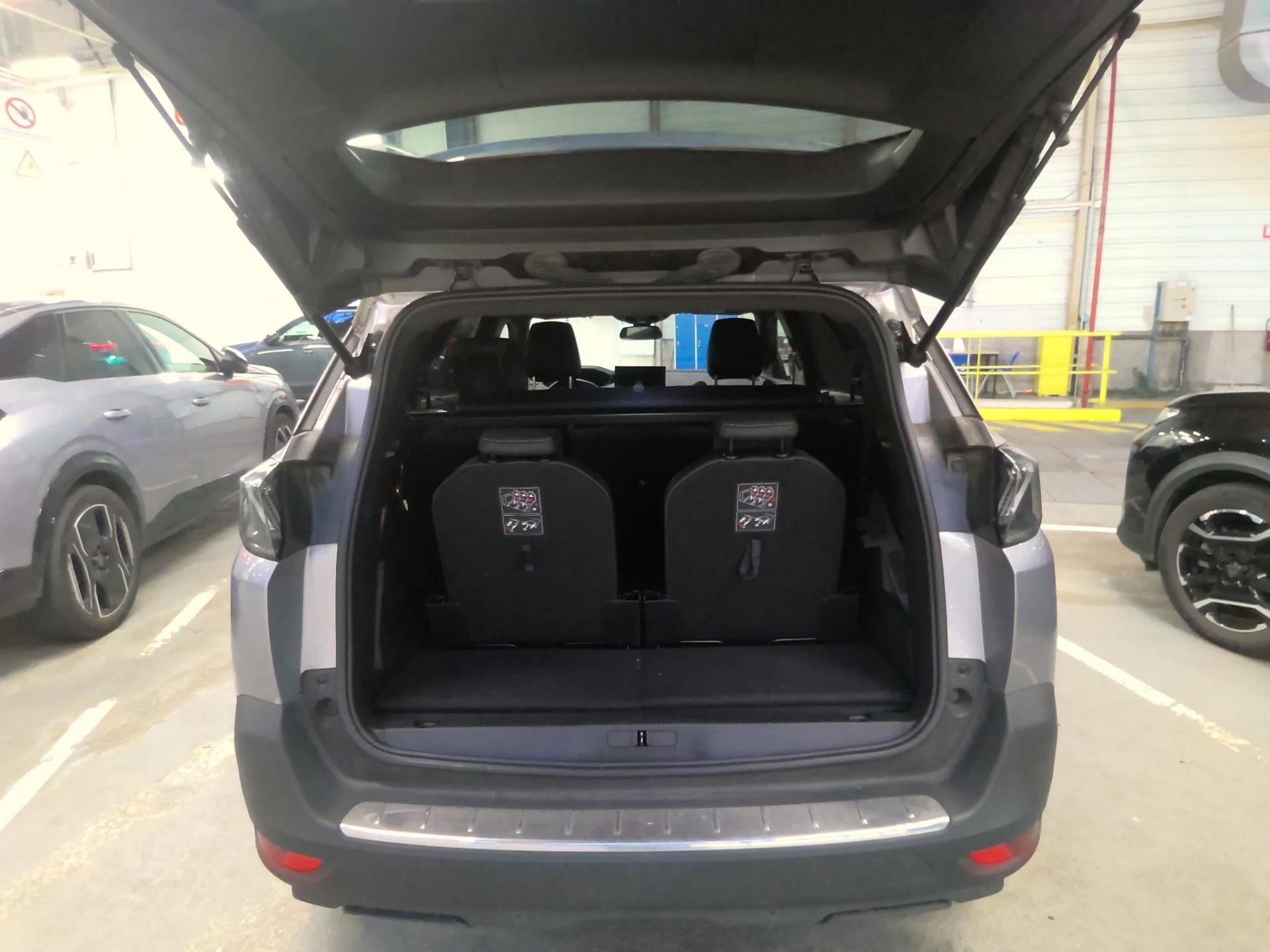 Peugeot 5008 Hybrid 136 e-DCS6 Allure Pack 2023