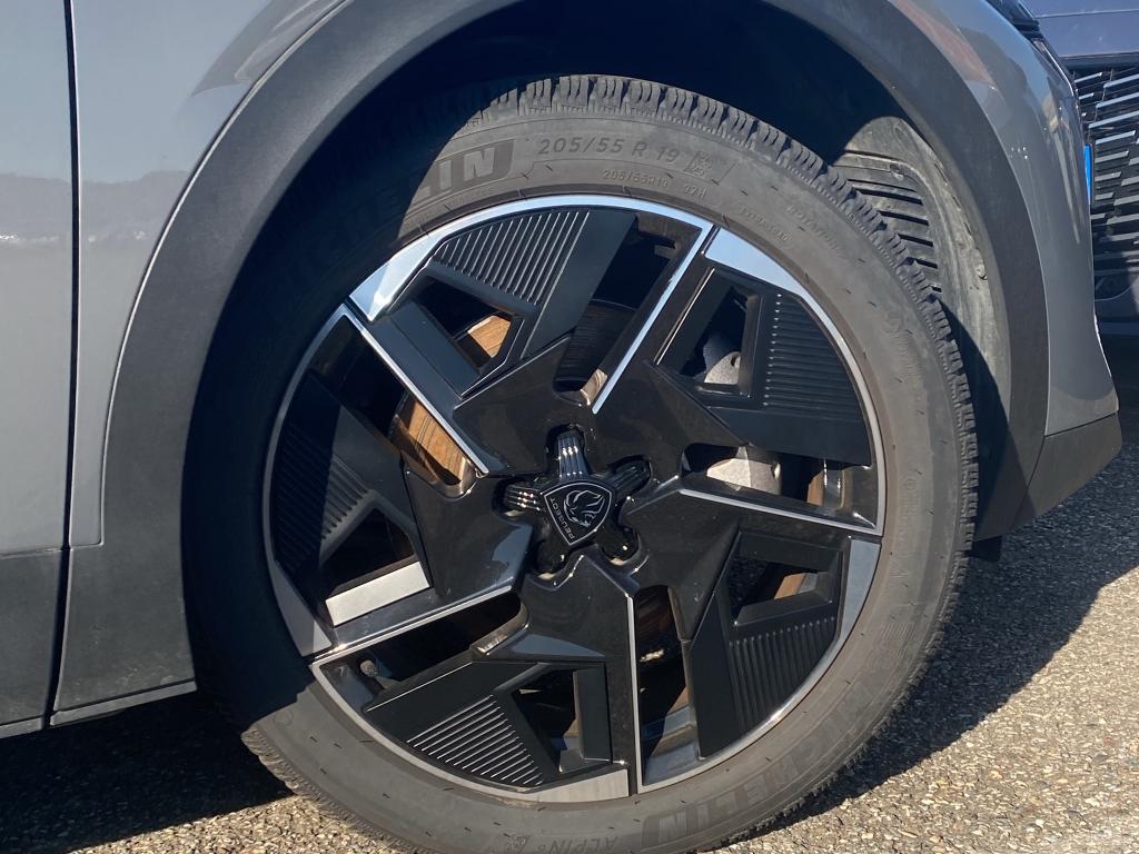 Peugeot 408 PHEV 225 e-EAT8 GT 2023