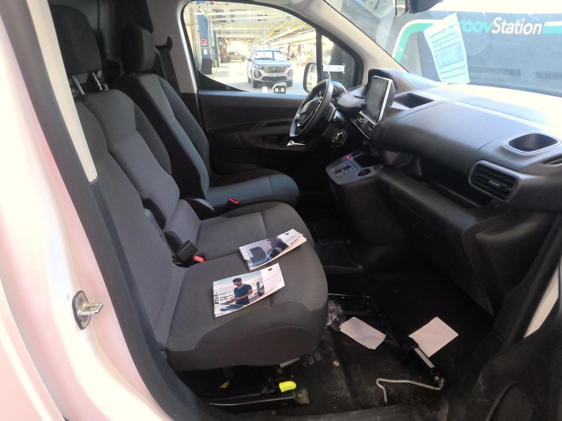 Peugeot PARTNER FOURGON M 1000 KG BLUEHDI 130 S&S EAT8 2024