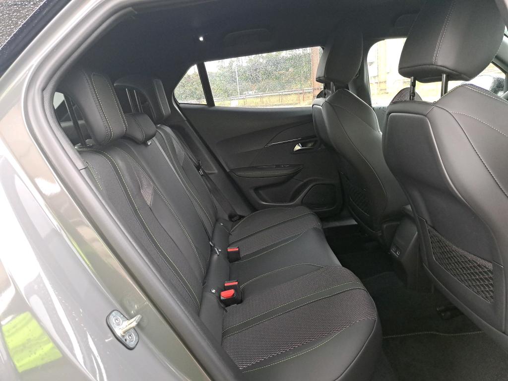 Peugeot 2008 Hybrid 145 ch e-DCS6 GT 2025