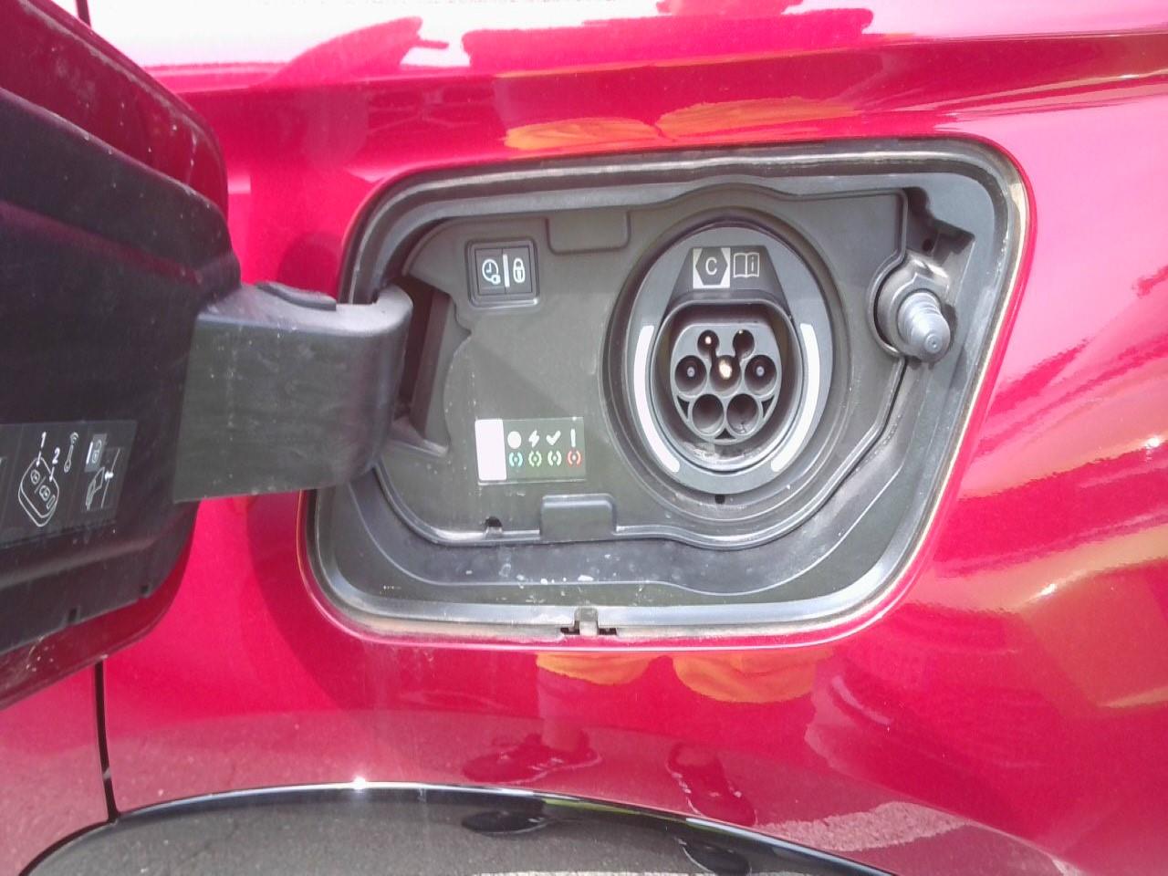 Foto Opel Grandland PHEV 9