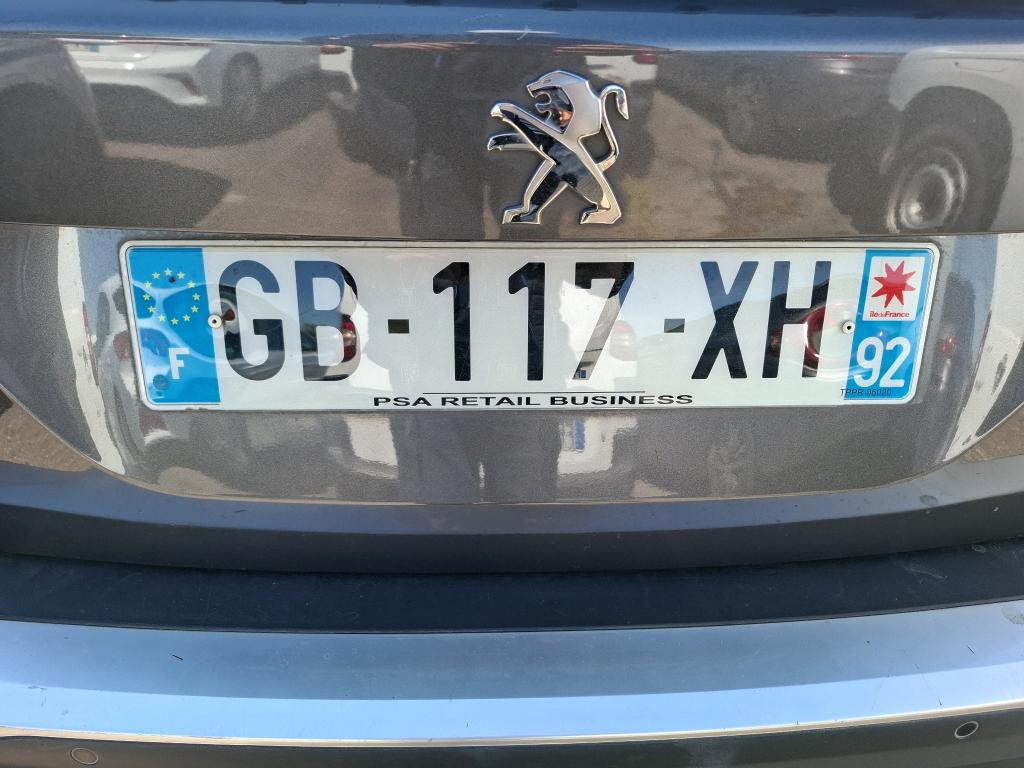 Peugeot 2008 BlueHDi 110 S&S BVM6 Allure 2021