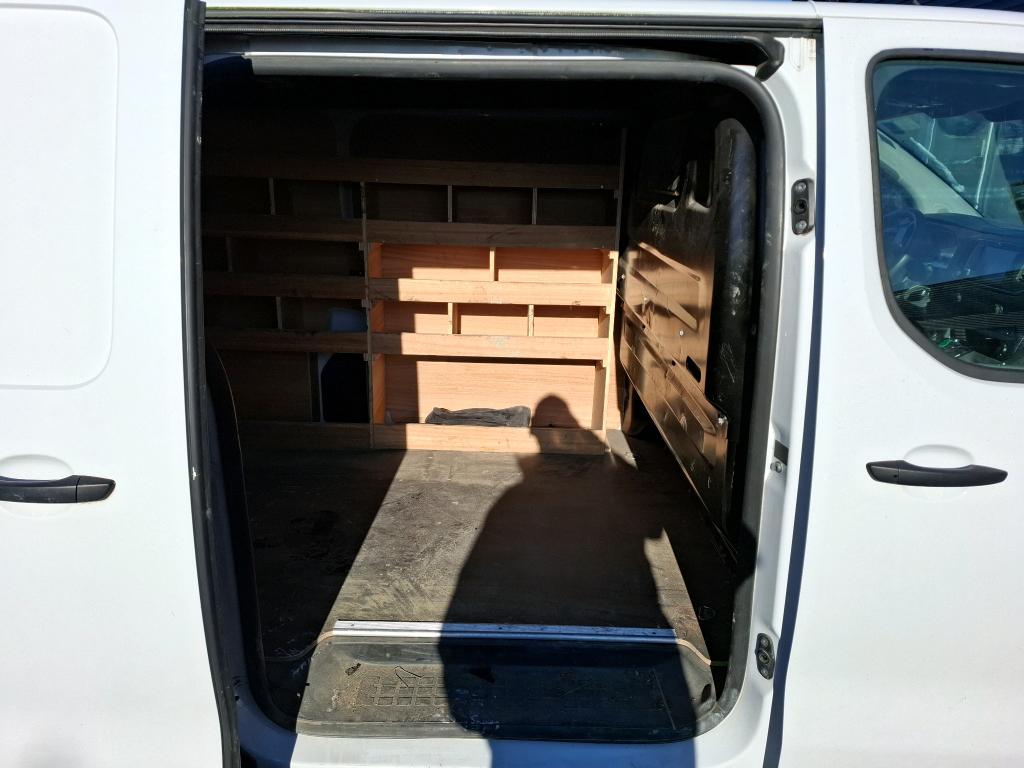 Peugeot EXPERT FGN TOLE M ELECTRIQUE 75KWH 136CH  2022