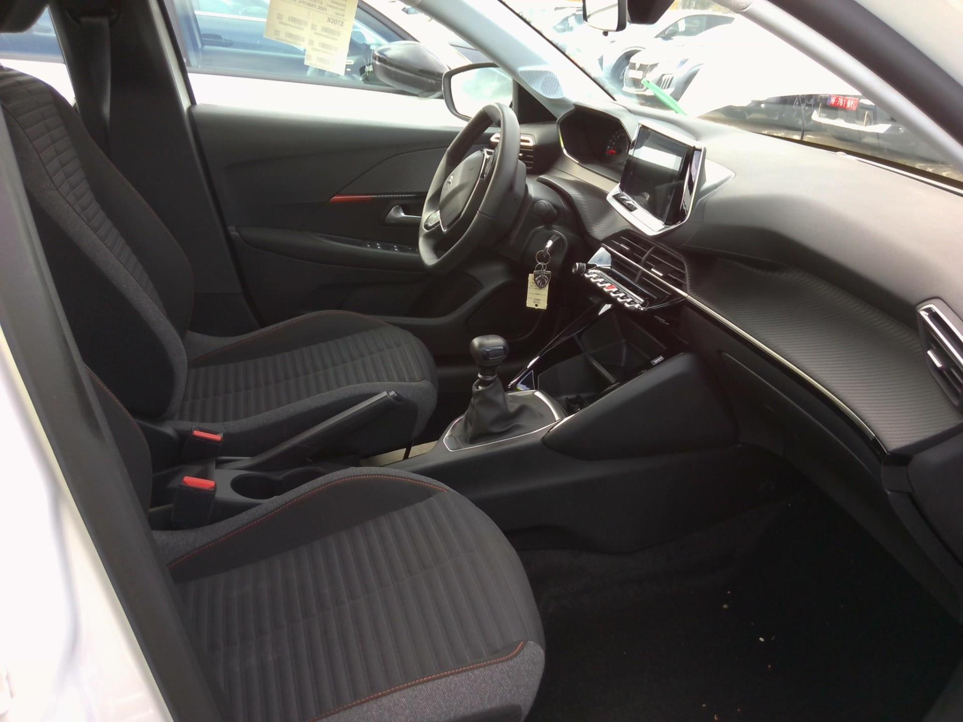 Peugeot 208 PureTech 100 S&S BVM6 Active Pack 2023