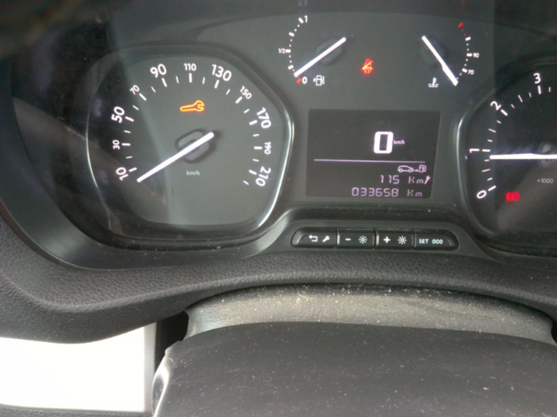 Opel VIVARO FGN TAILLE M BLUEHDI 120 S&S BVM6  2023