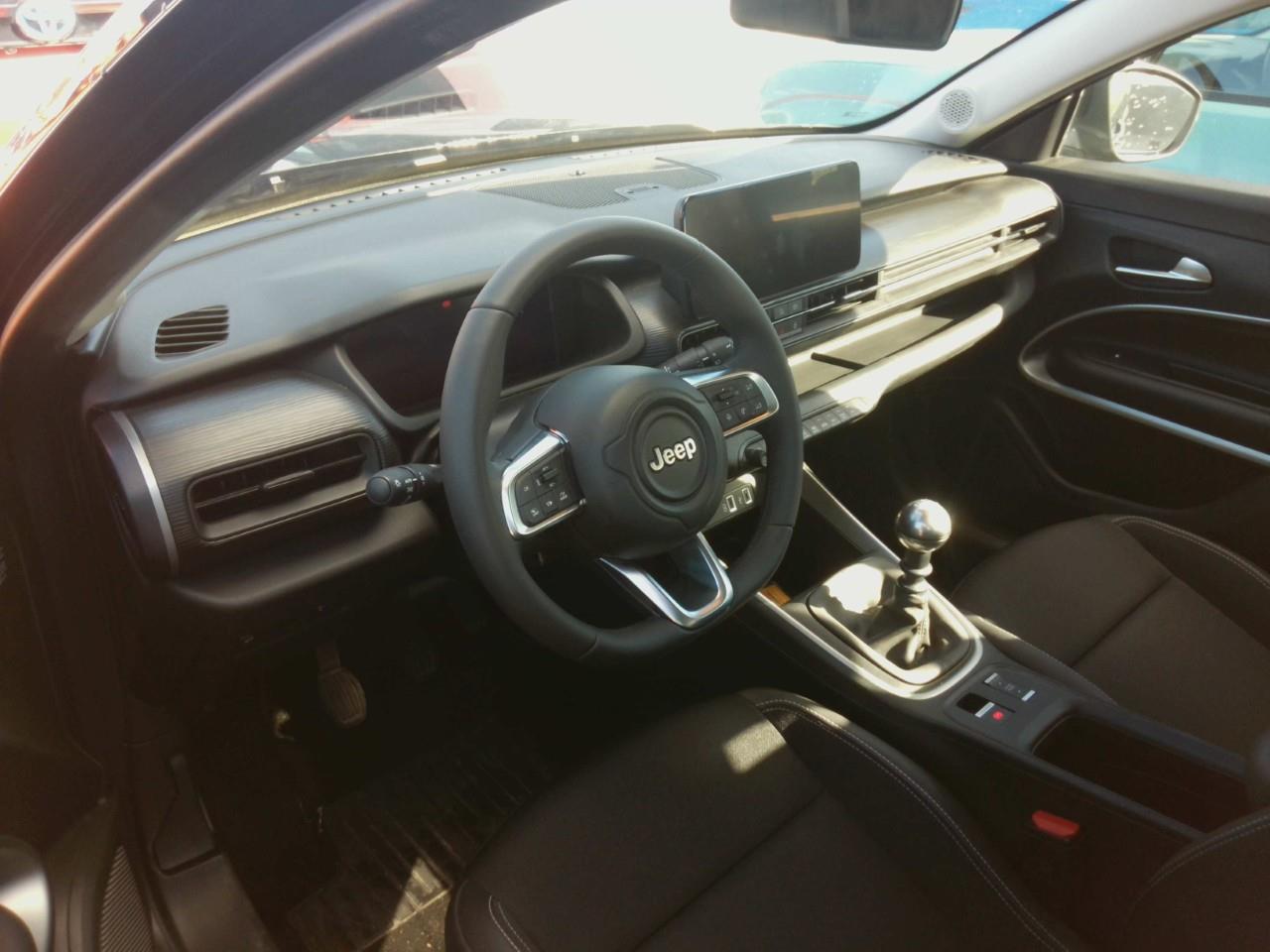 Foto Jeep AVENGER 3