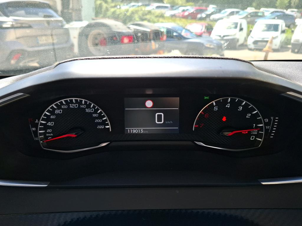 Peugeot 208 BlueHDi 100 S&S BVM6 Style 2020