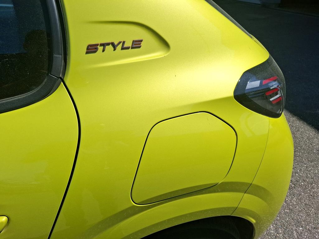 Peugeot 208 Hybrid 110 ch e-DCS6 Style 2025