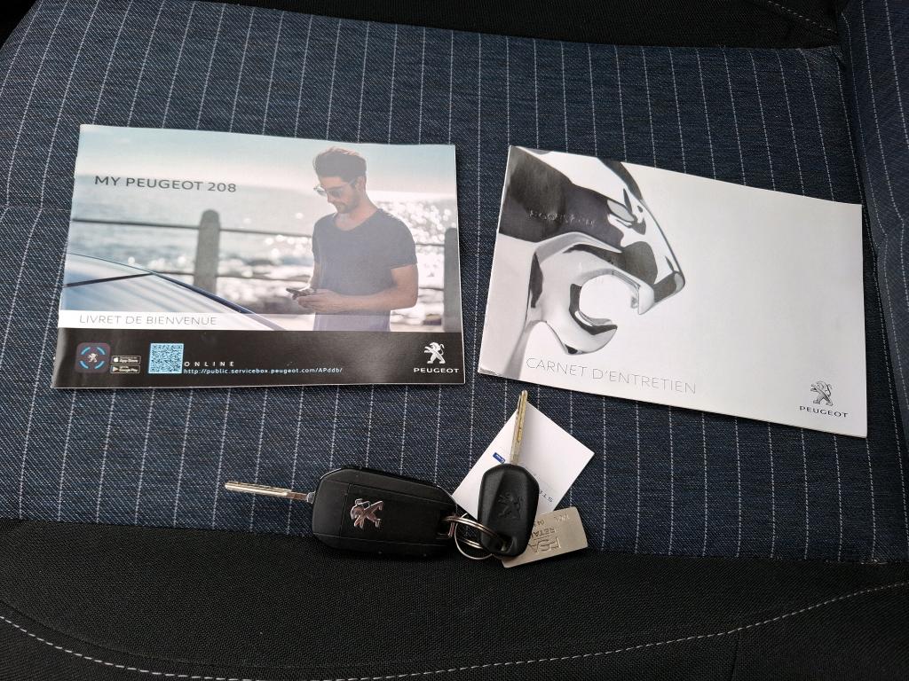 Peugeot 208 BLUEHDI 100 S&S BVM6 PREMIUM PACK 2021