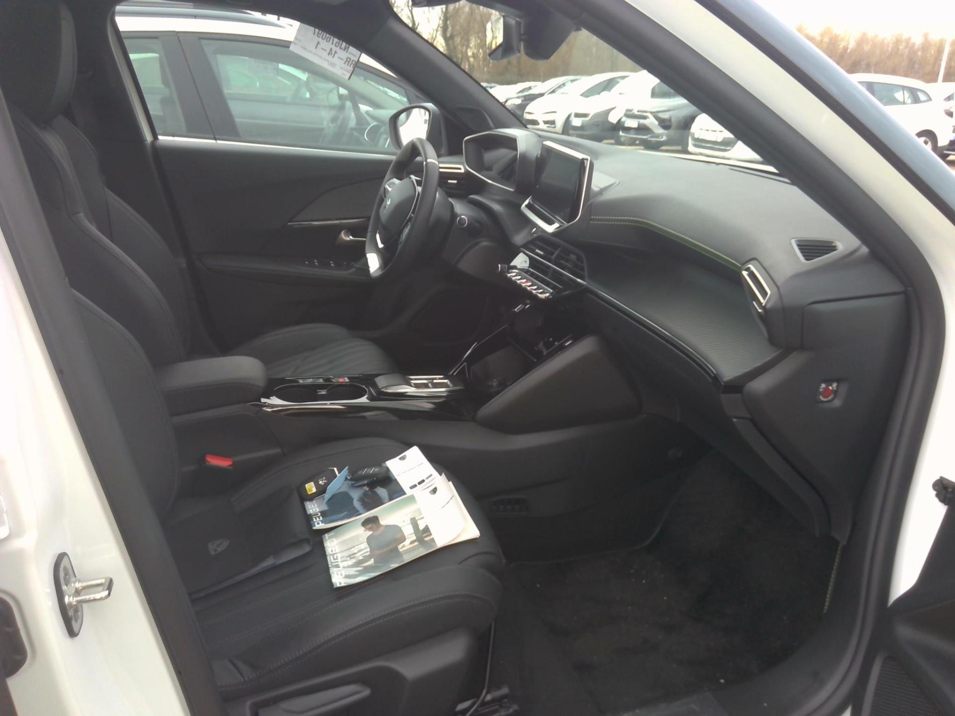 Peugeot 2008 Electrique 136 ch GT Pack 2022