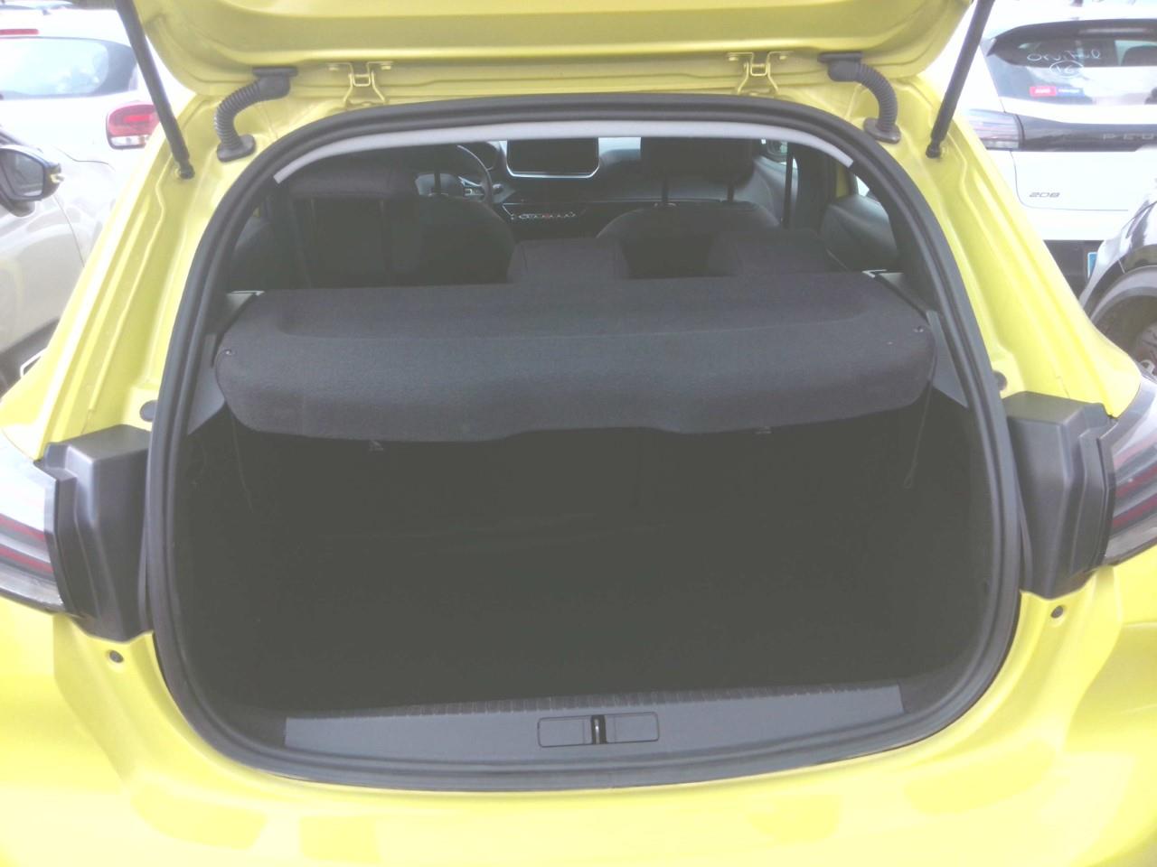 Foto Peugeot 208 10
