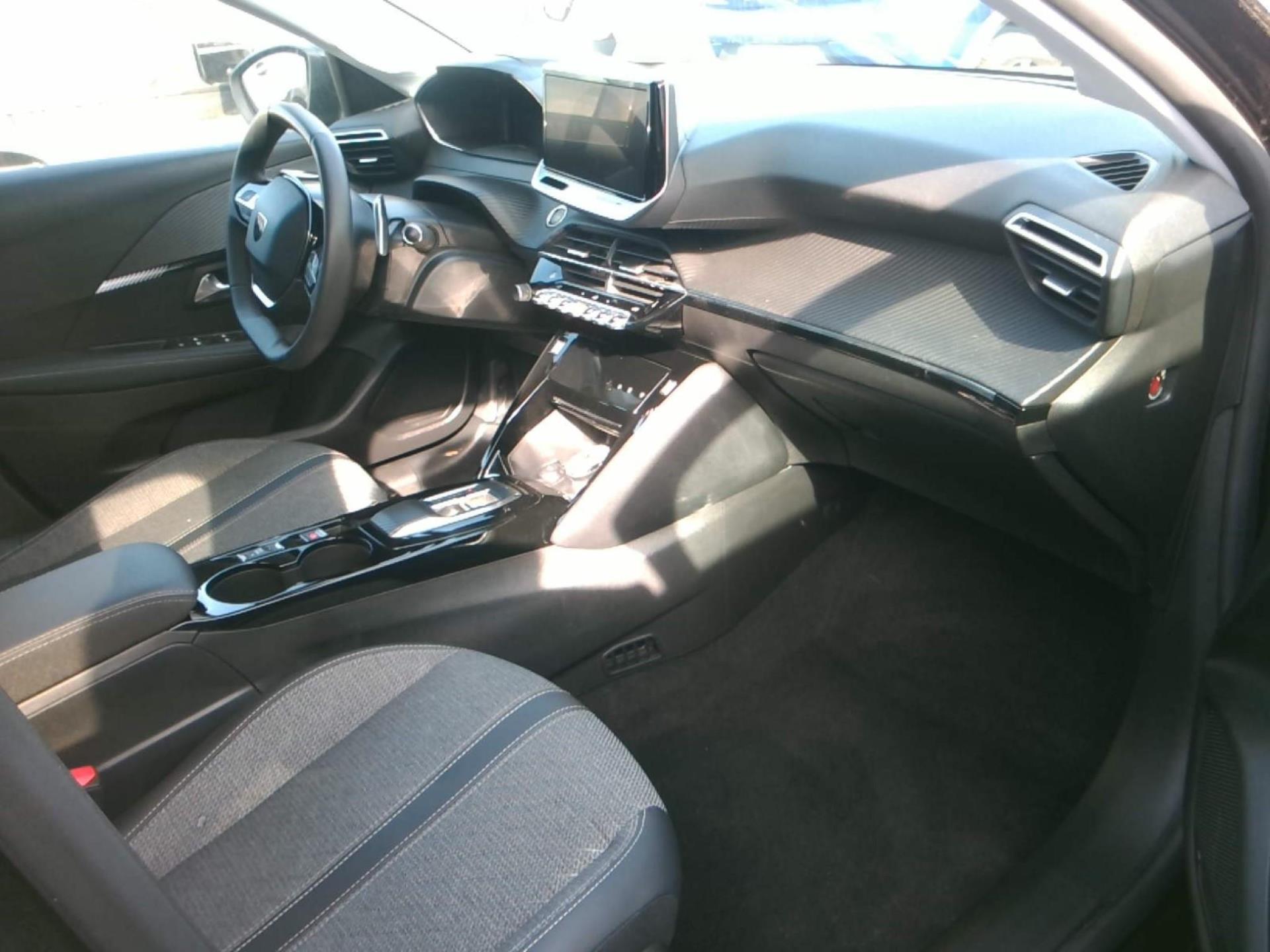 Peugeot 208 Hybrid 100 e-DCS6 Allure 2024