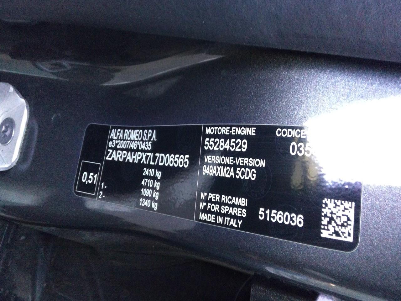 Foto Alfa Romeo Stelvio 7