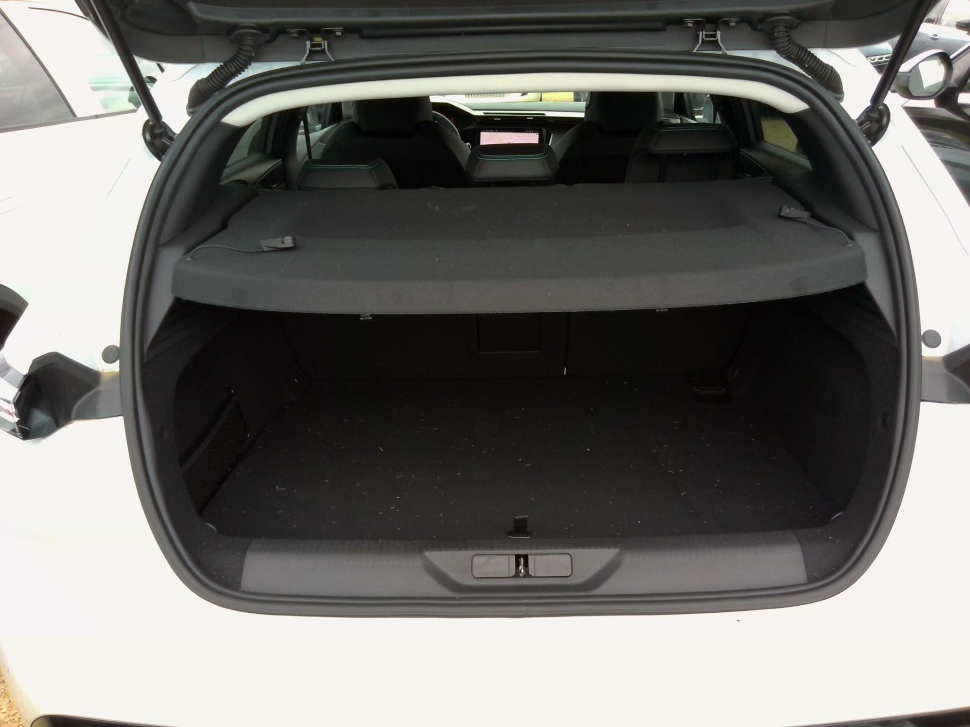 Peugeot 308 PHEV 180 e-EAT8 Allure 2024