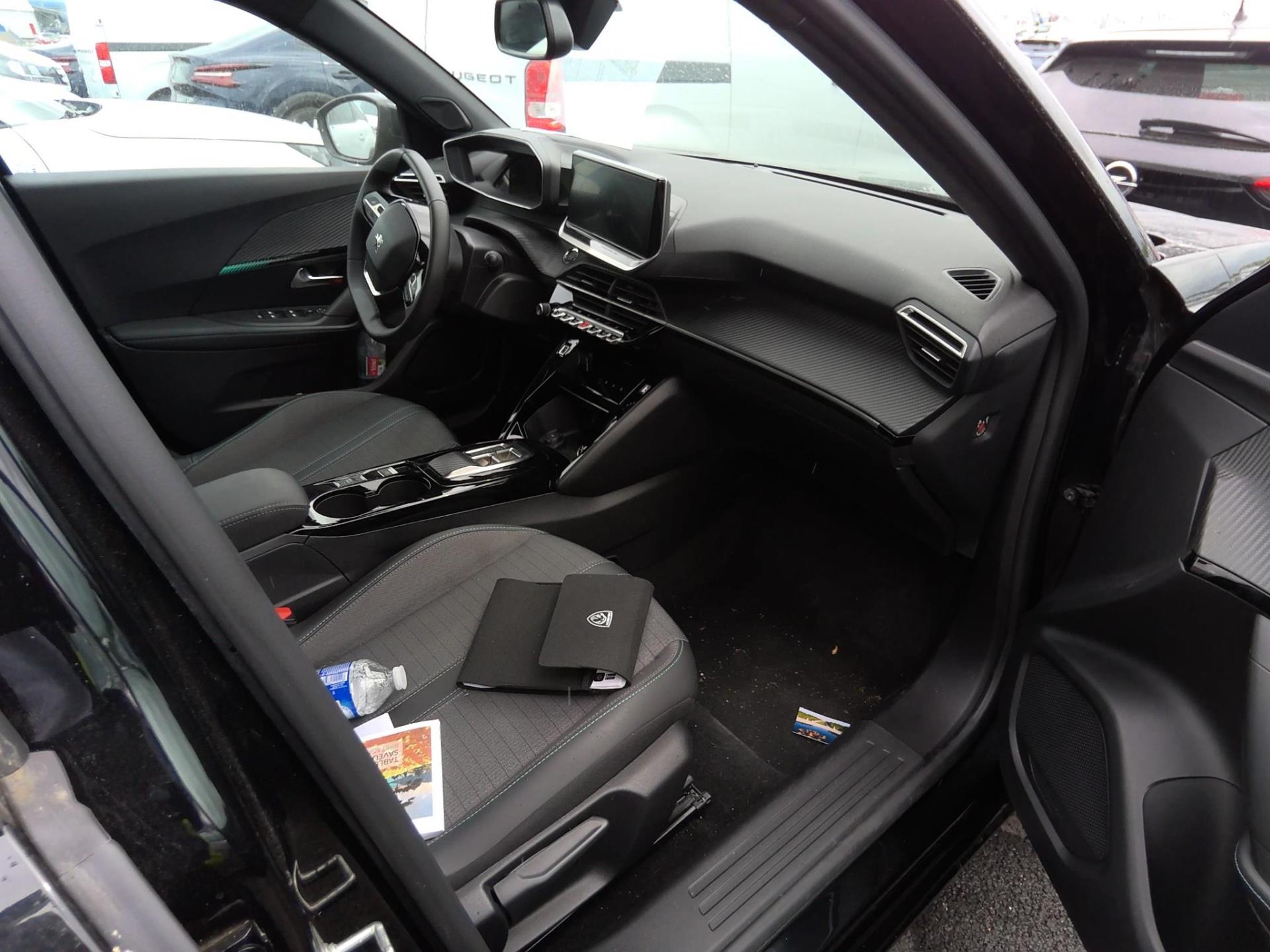 Peugeot 2008 Electrique 136 ch Allure Pack 2023