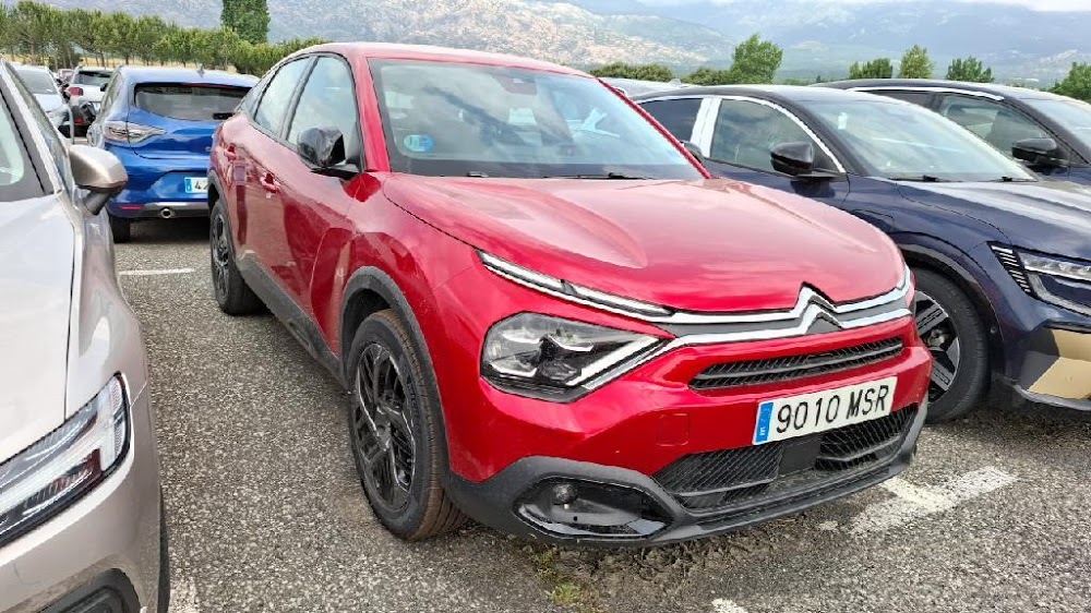 Foto Citroën C4 X 7