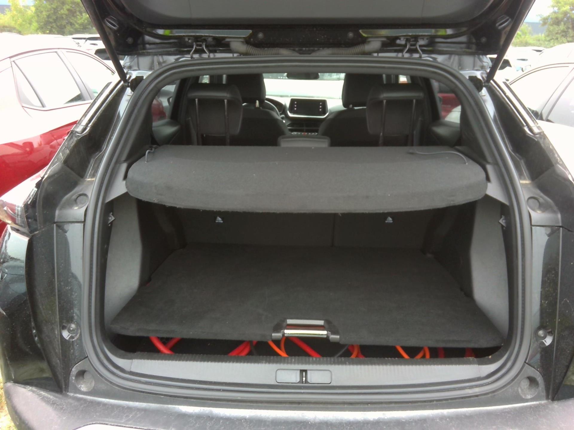 Peugeot 2008 Electrique 136 ch Allure 2023